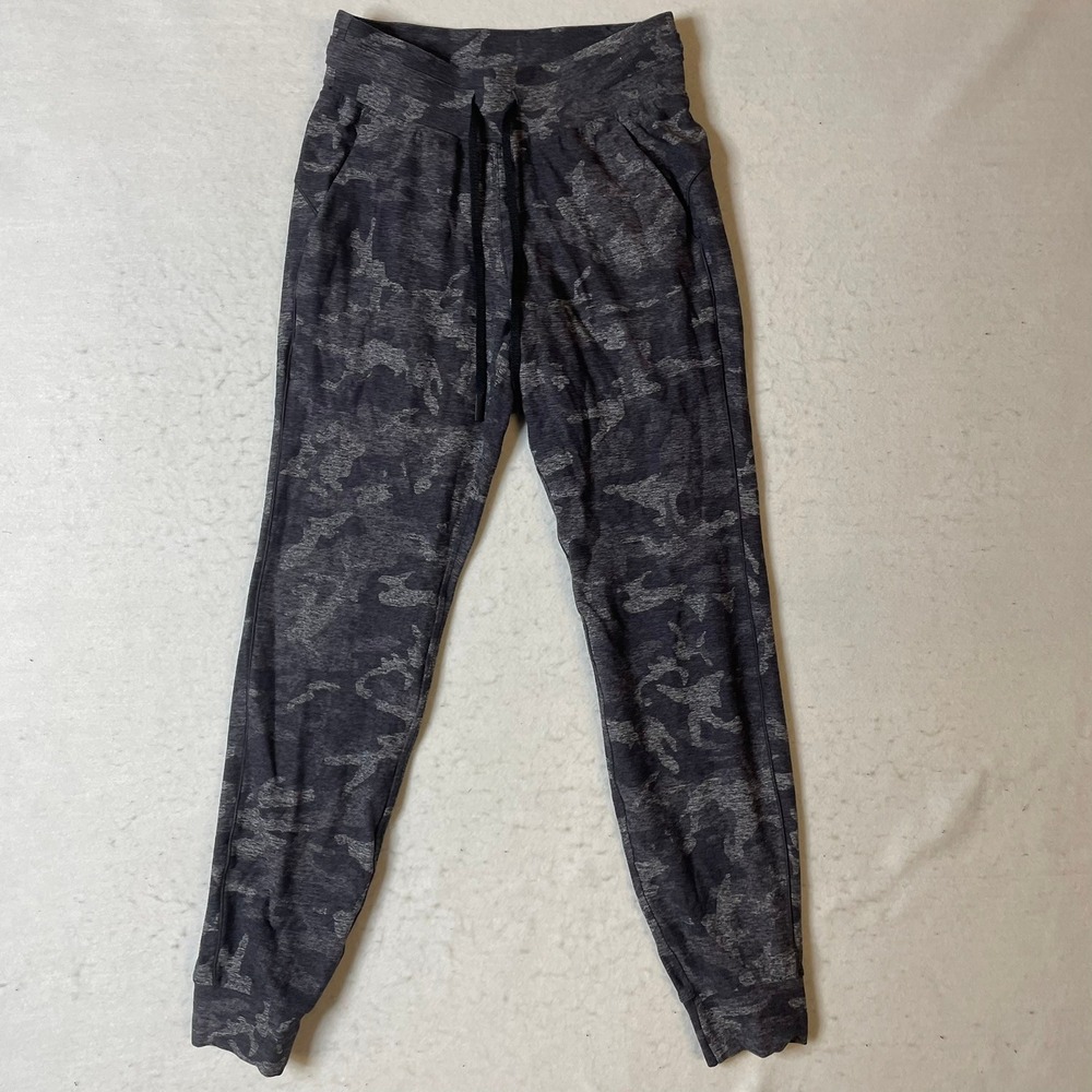 lululemon athletica Gray Camouflage Jogger Pants